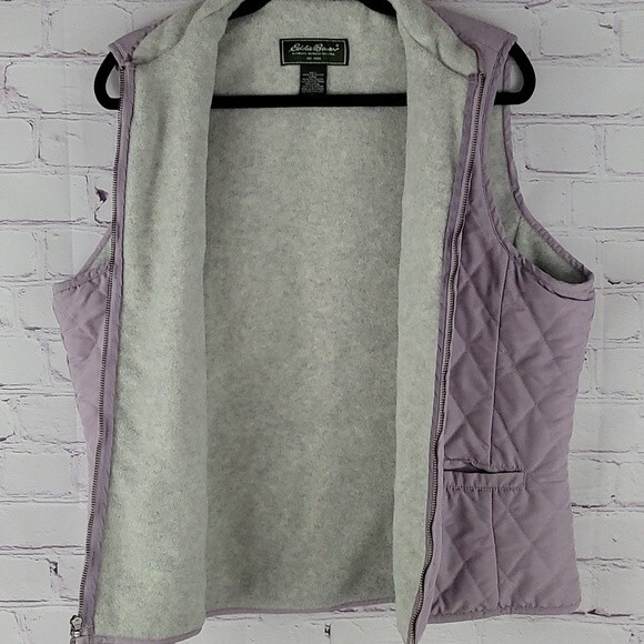 Eddie Bauer Purple Quilt Pattern Vest With Zipper Closure. Size Extra Large. - Picture 5 of 10